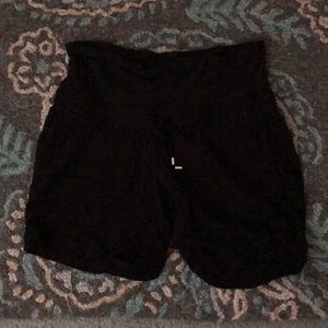 Maternity shorts